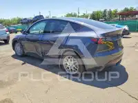 2023 Tesla Model Y фото