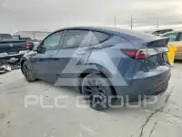 2023 Tesla Model Y фото