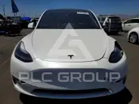 2023 Tesla Model Y фото