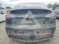 2023 Tesla Model Y фото