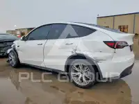2023 Tesla Model Y фото