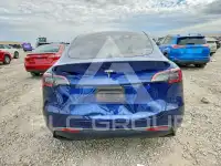 2023 Tesla Model Y фото