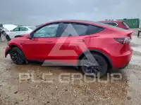 2023 Tesla Model Y фото