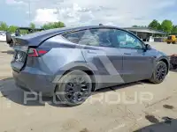 2023 Tesla Model Y photo