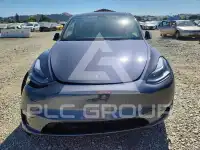2023 Tesla Model Y фото