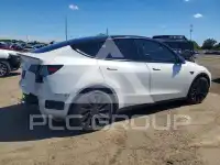 2023 Tesla Model Y фото