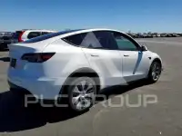 2023 Tesla Model Y фото