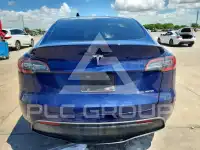 2023 Tesla Model Y фото
