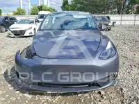 2023 Tesla Model Y фото