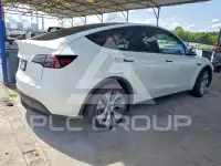 2023 Tesla Model Y фото