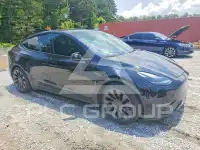 2023 Tesla Model Y фото