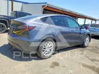 2023 Tesla Model Y фото