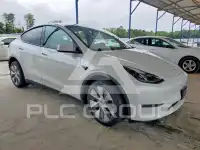 2023 Tesla Model Y фото