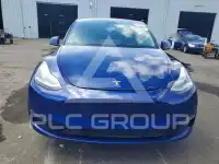 2023 Tesla Model Y фото