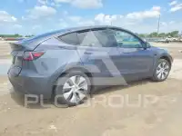 2023 Tesla Model Y фото