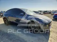 2023 Tesla Model Y фото