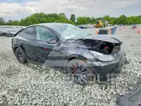 2023 Tesla Model Y фото