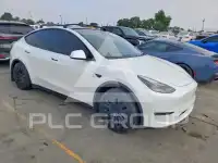 2023 Tesla Model Y фото