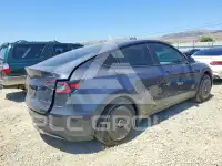 2023 Tesla Model Y фото