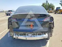 2023 Tesla Model Y фото