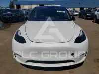 2023 Tesla Model Y фото