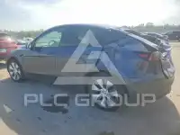 2023 Tesla Model Y фото