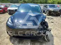 2023 Tesla Model Y фото