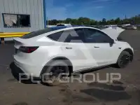 2023 Tesla Model Y фото