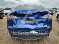 2023 Tesla Model Y фото