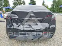 2023 Tesla Model Y фото