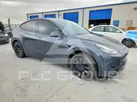 2023 Tesla Model Y фото