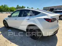 2023 Tesla Model Y фото