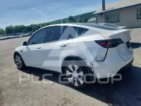 2023 Tesla Model Y фото