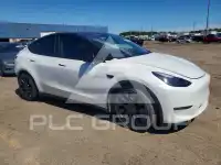 2023 Tesla Model Y фото