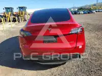 2023 Tesla Model Y фото