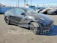 2023 Tesla Model Y фото