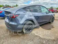2023 Tesla Model Y фото