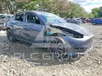 2023 Tesla Model Y фото