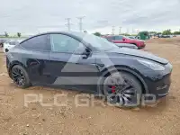 2023 Tesla Model Y фото