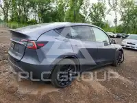 2023 Tesla Model Y фото