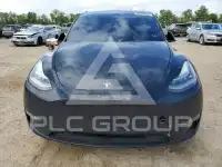 2023 Tesla Model Y фото