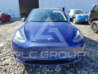 2023 Tesla Model Y фото
