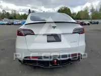 2023 Tesla Model Y фото