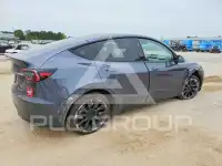 2023 Tesla Model Y фото