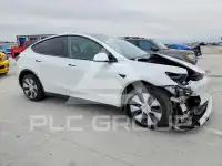2023 Tesla Model Y фото