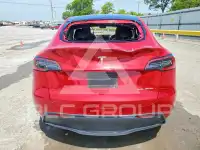 2023 Tesla Model Y фото