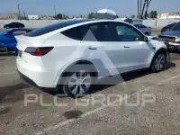 2023 Tesla Model Y фото