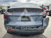 2023 Tesla Model Y фото