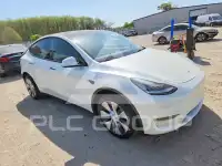 2023 Tesla Model Y фото