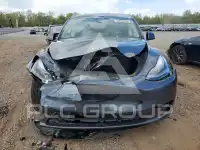 2023 Tesla Model Y фото